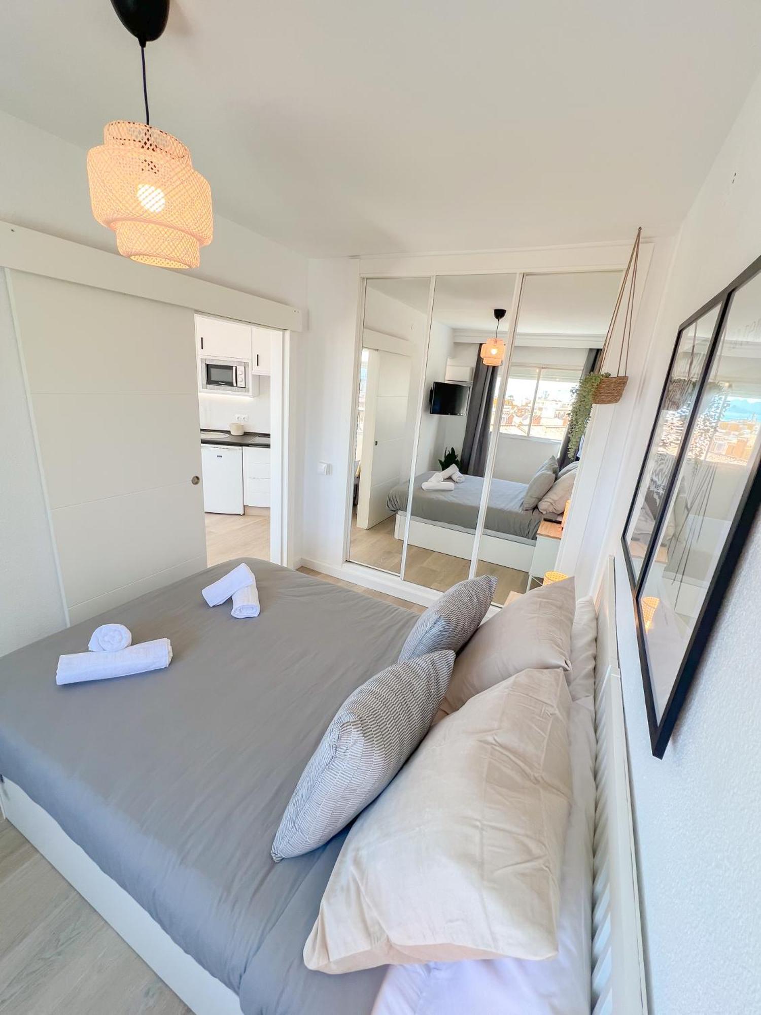 Palm Beach Aparment Sea Views ตอร์เรโมลิโนส ภายนอก รูปภาพ